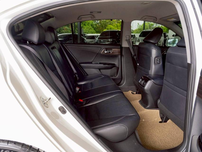 Honda Accord 2.4EL ปี16 15