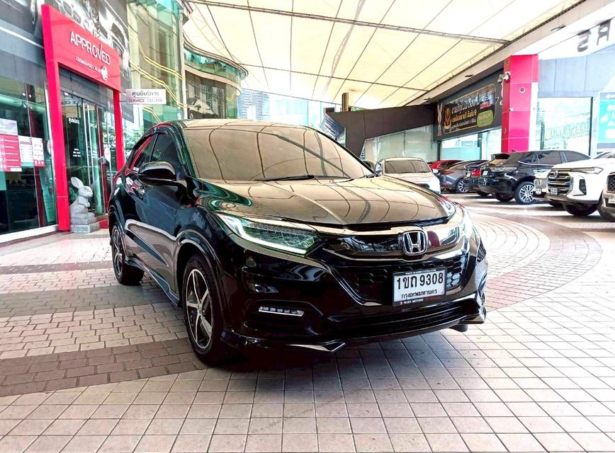 2020 Honda HR-V 1.8 RS รุ่นท๊อป ฟรีดาวน์ รถสวยมือเดียว รูปที่ 3