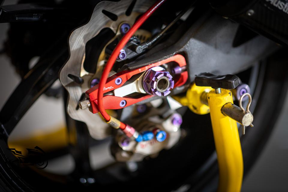 Kawasaki ZX-10RR ปี 2017 17