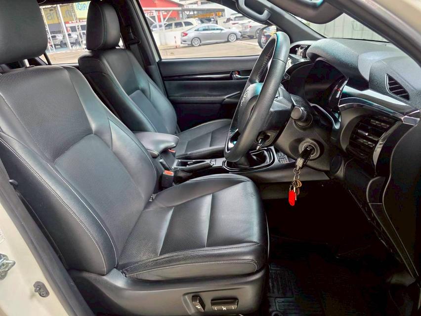 TOYOTA HILUX REVO 2.4 PRERUNNER DOUBLE CAB ปี 2019  11