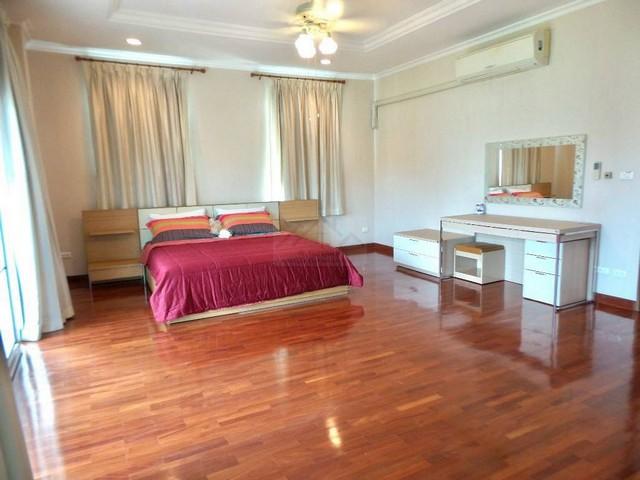 ให้เช่าบ้านเดี่ยว 2 ชั้น ใกล้บางกอกพัฒนา 3 ห้องนอน โครงการสิทธารมย์ รีเจ้นท์ สุขุมวิท 105 ซอยลาซาล เฟอร์พร้อมอยู่ ใกล้ M 5