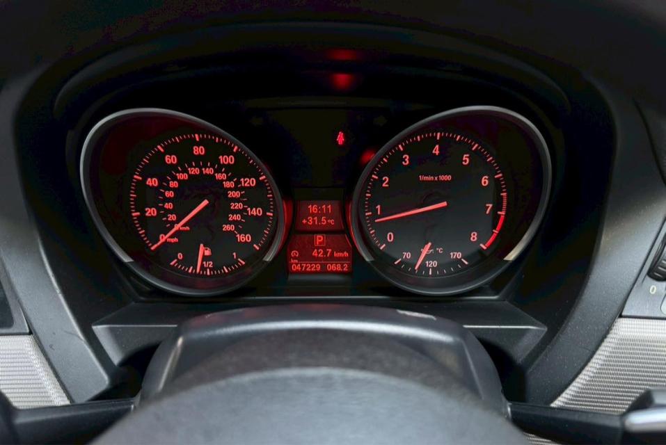 BMW Z4 2.0 twinturbo ตัวใหม่ เกียร์ไฟฟ้า LCI ปี 13 แท้ รูปที่ 6