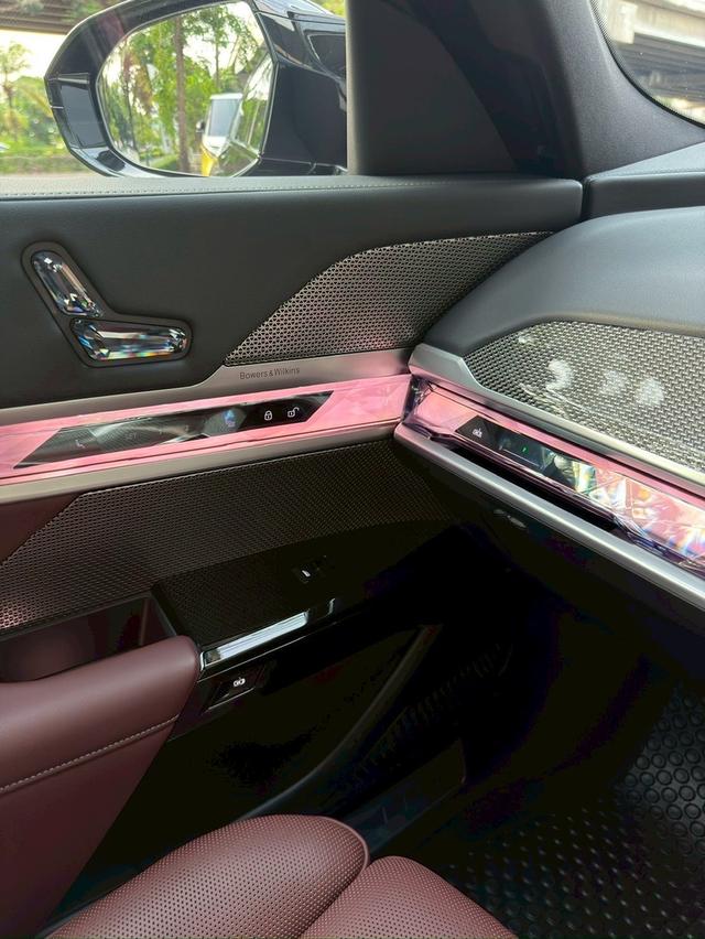 BMW 760e Xdrive 2023 รูปที่ 16