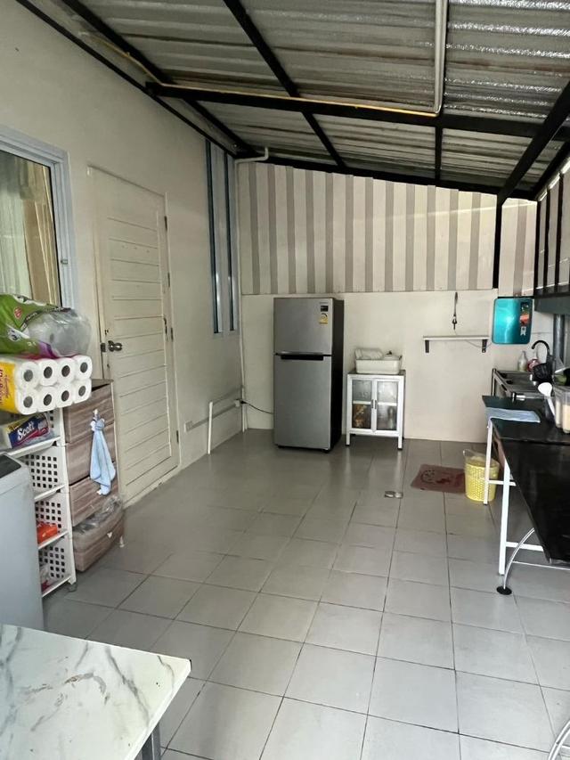 ขายทาวน์เฮาส์ 2 ชั้น หลังริมมีพื้นที่ด้านข้าง ขนาด 31.05 ตรว. เฟอร์นิเจอร์พร้อมเข้าอยู่ ทำเลดี ติดถนนนิตโย ตัวเมืองนครพนม 5