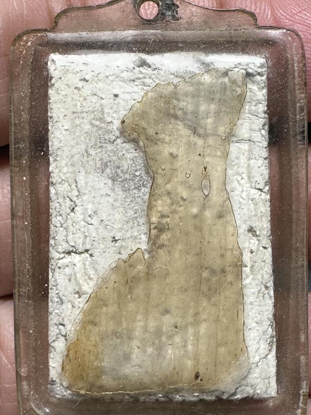 พระสมเด็จล.ป.นาค วัดระฆัง พิมพ์สามชั้นอกร่อง ปี2495 8