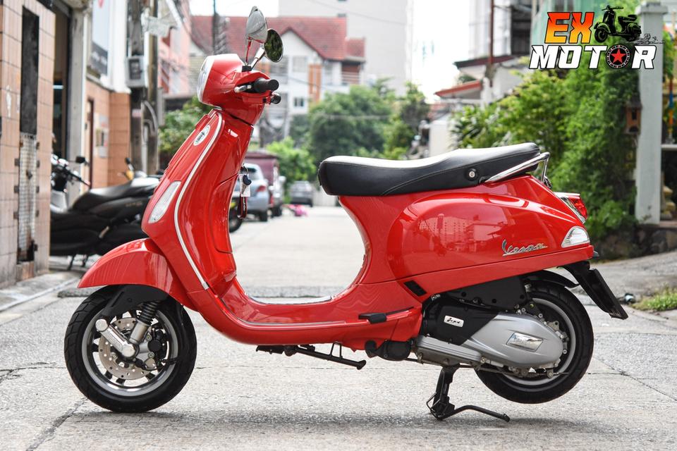 Vespa LX-125 IGET 9