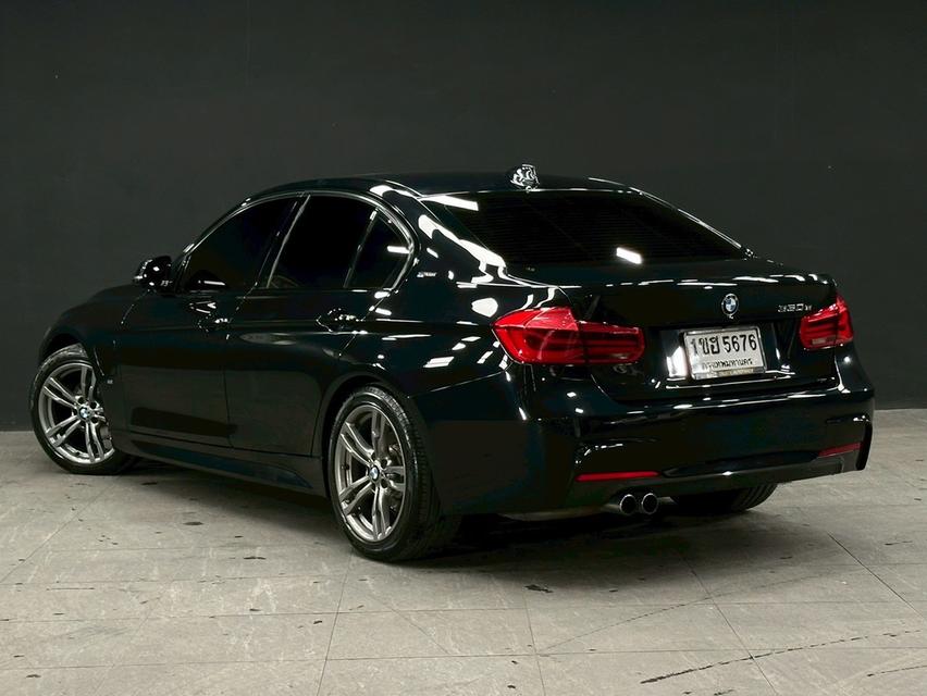 BMW 330e m sport ปี 2017 10