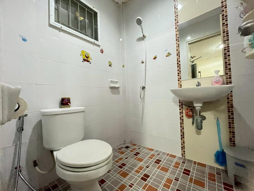 บ้านไลโอ เพชรเกษม 77 ถนนเพชรเกษม แขวงหนองแขม เขตหนองแขม กรุงเทพมหานคร 13