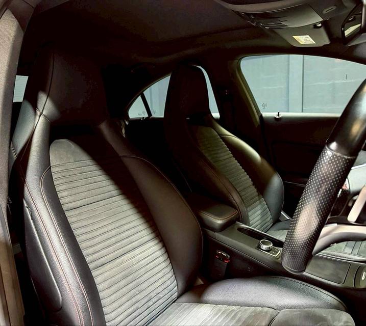 Mercedes-Benz CLA250 AMG Dynamic (W117) ปี 2016 รถสวยใช้น้อย ราคาดีสุด รูปที่ 11