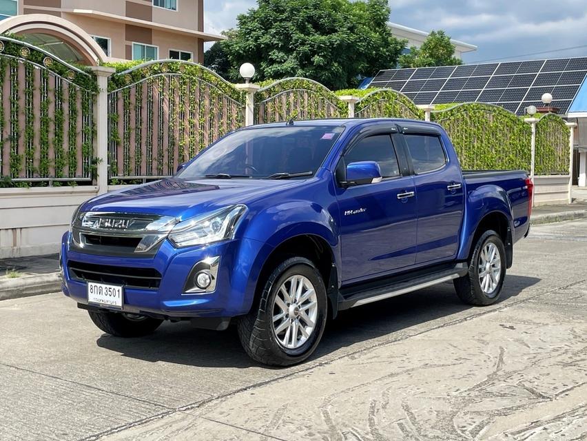 ISUZU D-MAX BLUE POWER CAB-4 HI-LANDER 1.9 Z DVD (MNC) ปี 2019 เกียร์MANUAL สภาพนางฟ้า