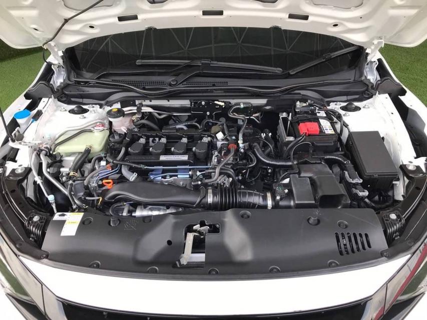  HONDA CIVIC HATCBACK 1.5 TURBO เกียร์AT สีขาว ปี2017 5