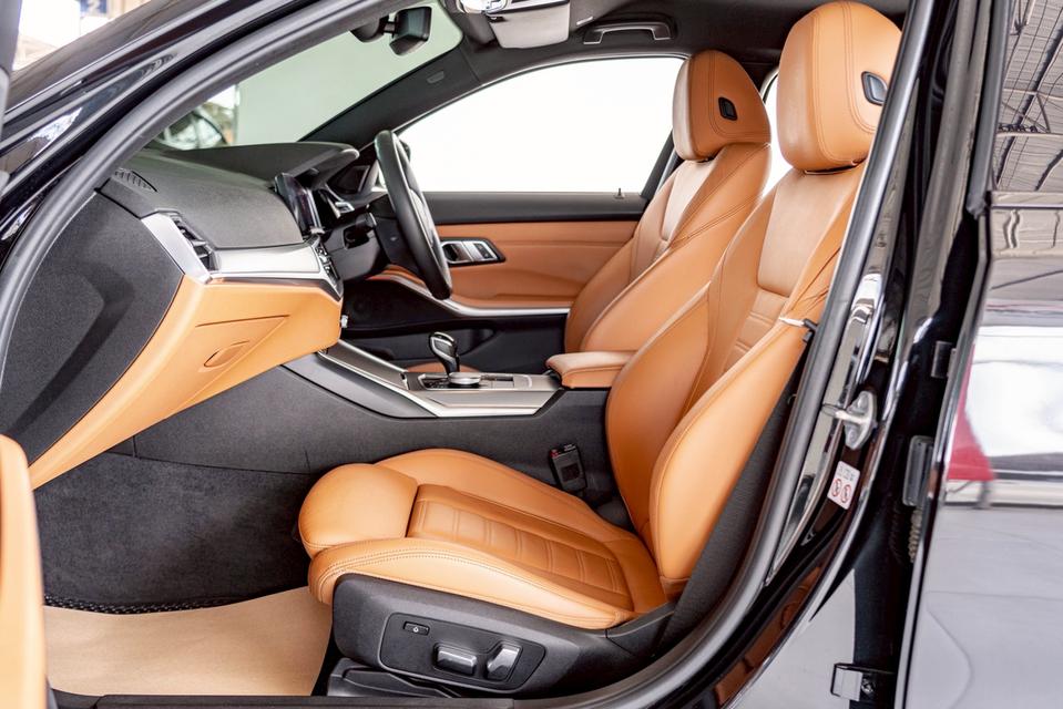 รหัสรถ NP3573 BMW 320d M SPORTปีรถ : 2021 รูปที่ 13