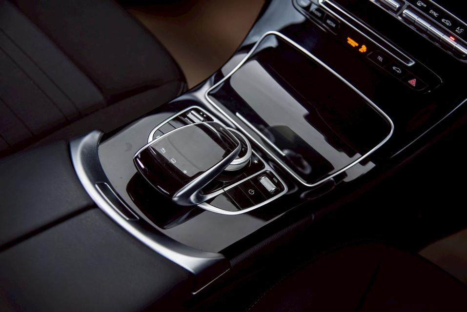 รหัสรถ CBL6277 Mercedes-Benz C180 1.6 Avantgarde W205 AT 2016 12