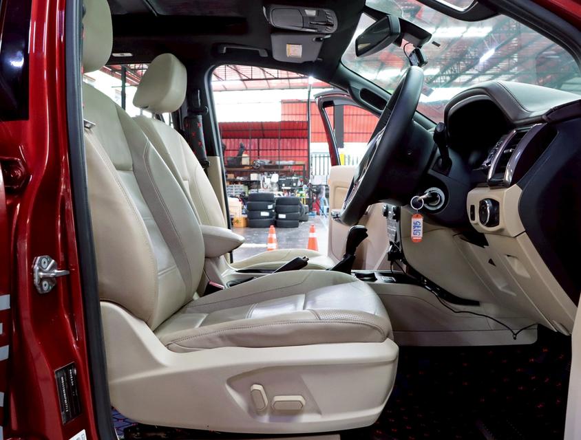 FORD EVEREST 3.2 TITANIUM+ 4WD ปี2016ตัวท็อปสุดของรุ่น  ชุดแต่งรอบคัน 11