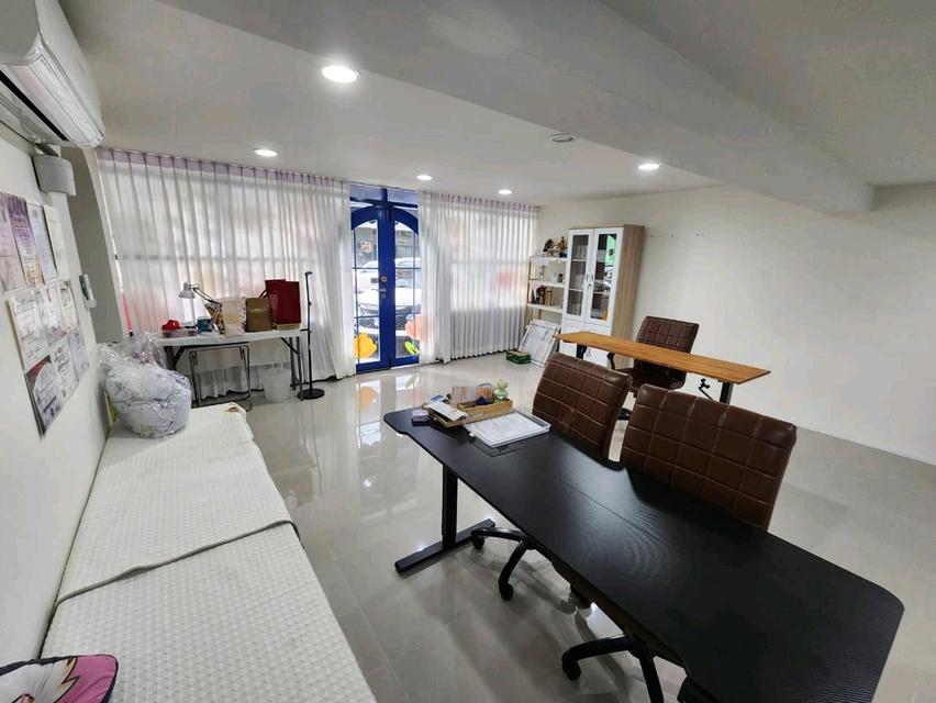Rare Item! Home Office 5 ชั้น ติด MRT บางแค ที่ดิน19ตรวา. พื้นที่ใช้สอย 380ตรม. 4ห้องนอน 4ห้องน้ำ ขายเพียง 10.5 ล้านบาท 10