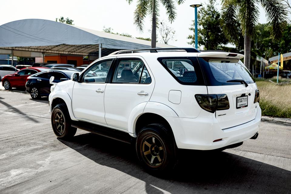 Toyota Fortuner 2.5V ปี14 6
