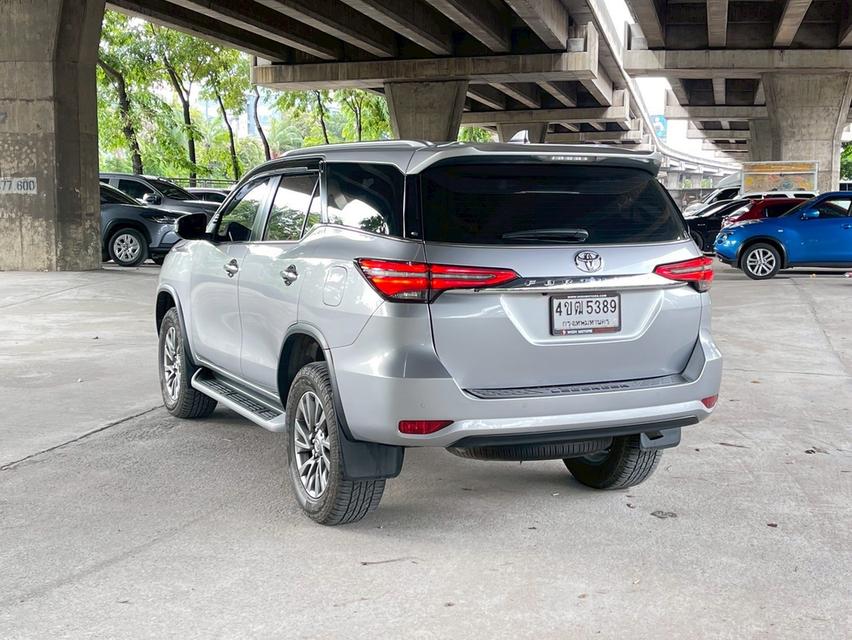 ขาย Toyota Fortuner 2.4V ปี23