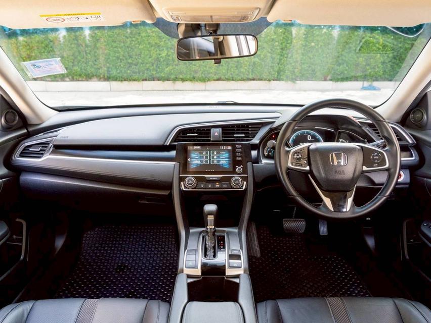 HONDA CIVIC 1.8EL ปีจด2020 เจ้าของเดียว คู่มือ กุญแจสำรองครบ 14