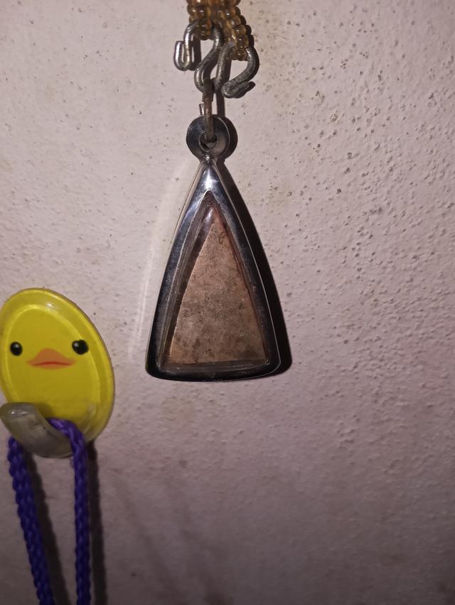 สมเด็จวัดอะไรไม่รู้สมเด็จพระเจ้าอยู่หัวทรงพระเจริญยิ่งยืนนานด้วยเกล้าด้วยกระหม่อมขอเดชะข้าพระองค์ทรงพระเจริญยิ่งยืนนานด้วยเกล้าด้วยกระหม่อมขอเดชะข้าพร รูปที่ 4