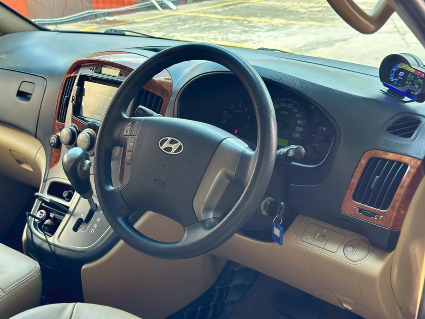 รหัสรถ PAT4065 Hyundai H1 2.5 Deluxe 2015 8