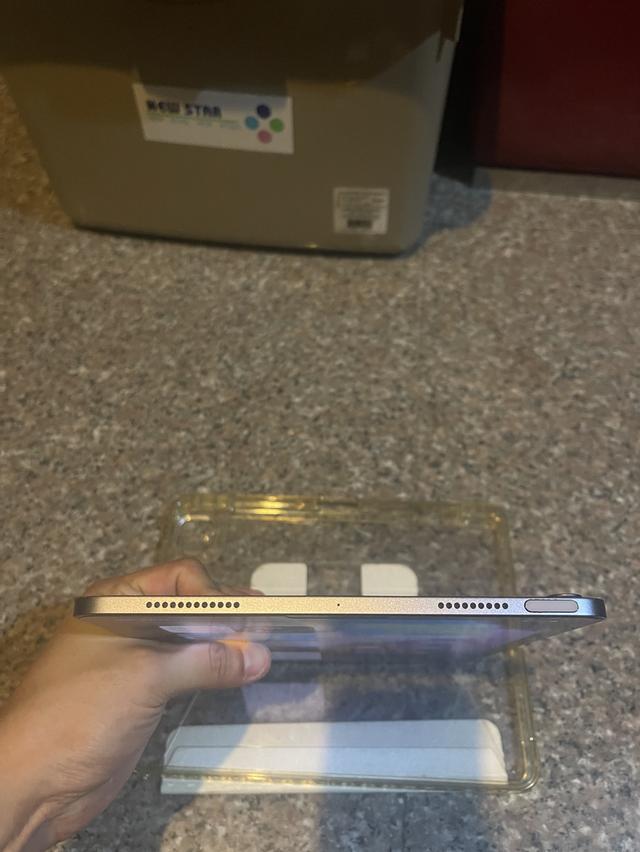 ขายiPadAir5 M1 สีดำ256กิ๊กสูนTrueสภาพสวยๆใช้งานดีทุกๆฟังชั่นถูกมากกก