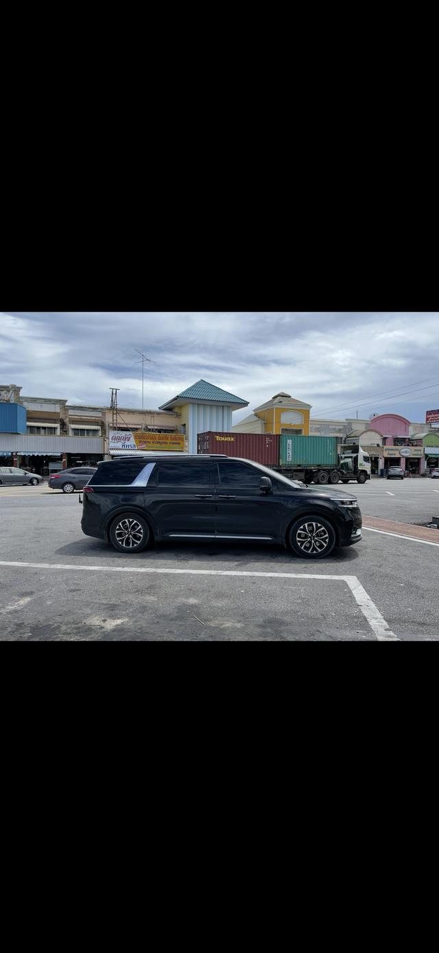 รถยนต์ Kia carnival 2021 สีดำ สภาพเดิมไม่ทำสี น็อตไม่ขยับบ รูปที่ 2