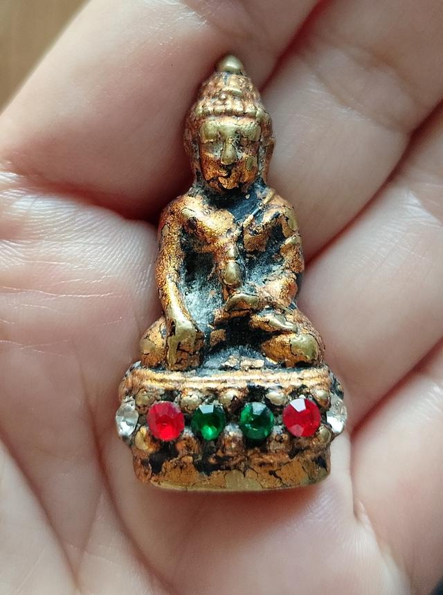 พระกริ่งปรเวศสายวัง