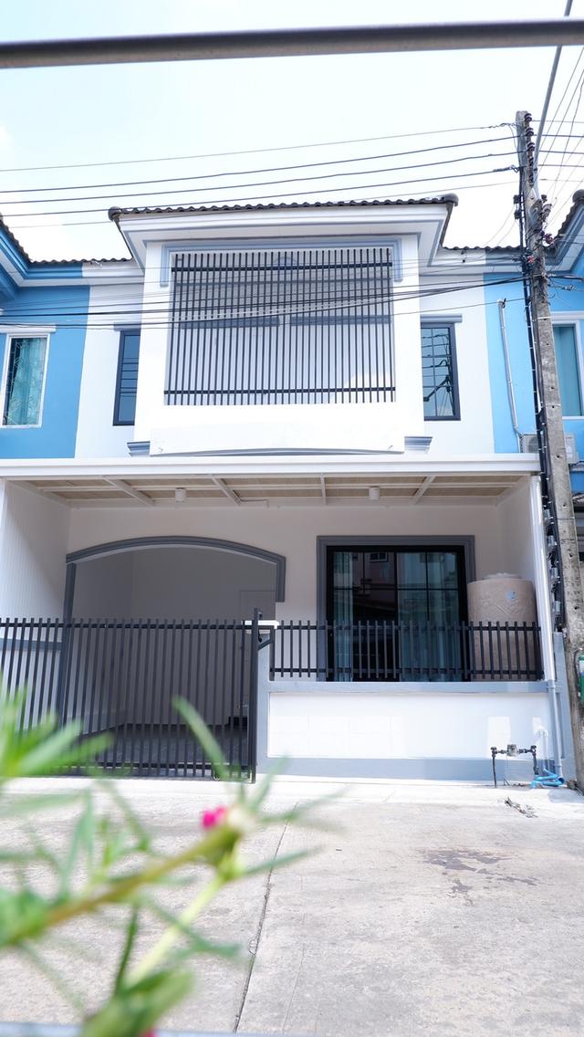 หมู่บ้านฟ้าชมพฤก ลำลูกกาคลอง8 เนื้อที่ 18 ตรว 3 ห้องนอน 2 ห้องน้ำ ✅แถมเตาแก๊ส ✅แถมฮูทดูดควัน ✅แถมผ้าม่านสั่งตัดทั้งหลัง ✅แถมปั้มน้ำ แท้งน้ำ 1