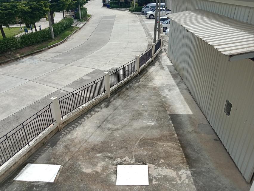 บ้านเดี่ยว พร้อมโกดัง 3