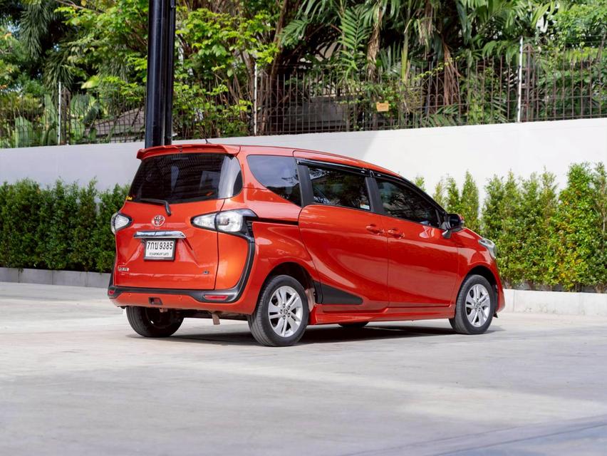 TOYOTA SIENTA 1.5G ปี 2018 รถสวย 7