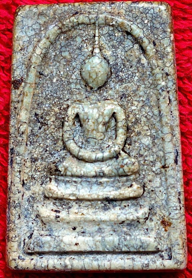 พระสมเด็จวัดระฆัง พระเครื่องที่มีชื่อเสียงและได้รับความนิยมสูงมากในวงการพระเครื่องไทย