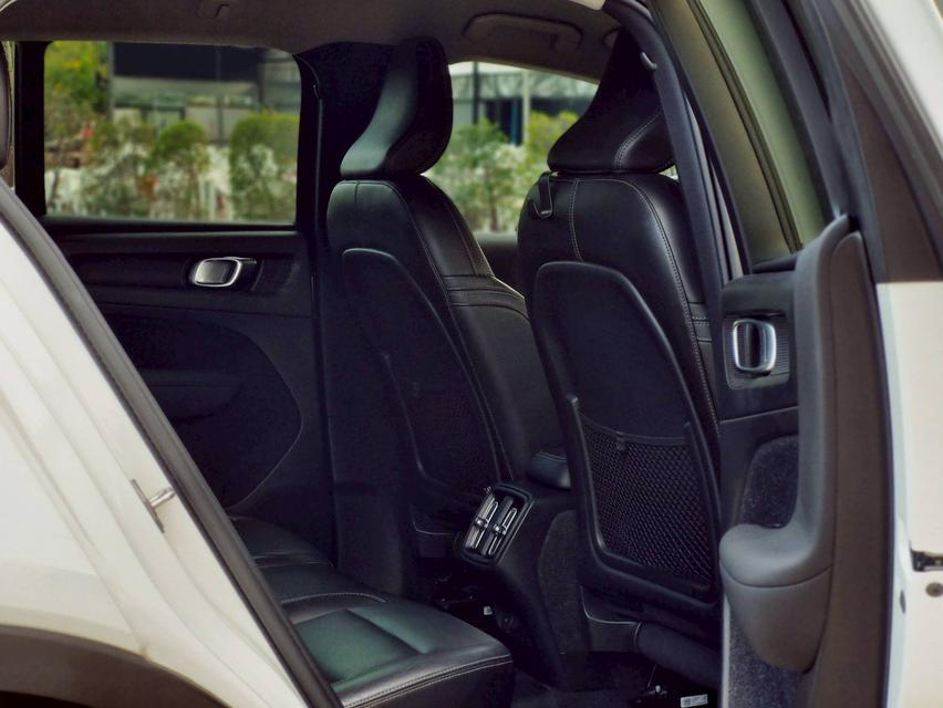 Volvo XC 40 T4 ปี 2020 ไมล์ 204,000 km. 8