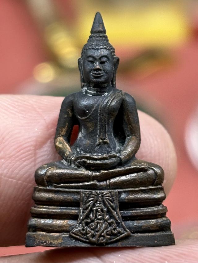 พระกริ่ง หลวงพ่อโสธร ฉะเชิงเทรา พ.ศ.๒๕๓๕ กล่องเดิม สวยครับ