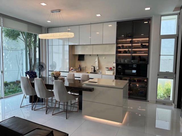 ขายบ้านเดี่ยวหรู 3ชั้น 74 ตร.ว.โครงการ VIVE เอกมัย รามอินทรา บ้านระดับลักชูรี่ฟังก์ชันครบ พร้อมลิฟท์โดยสาร ตกแต่งบิวท์อินทั้งหลัง เฟอร์นิเจอร์ครบ 3