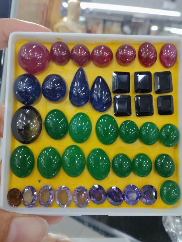 เพชรพลอยเพชรพลอยเครื่องประดับ