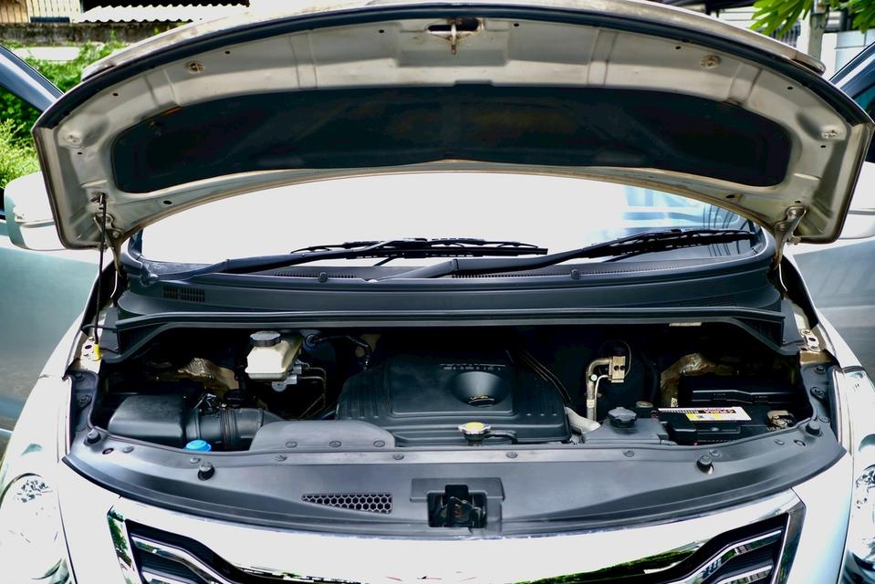 Hyundai Grand starex 2.5 Vip 7 ที่นั่ง รถสวย
