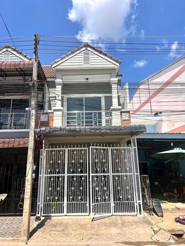 บ้านทาวน์เฮ้าส์2ชั้น