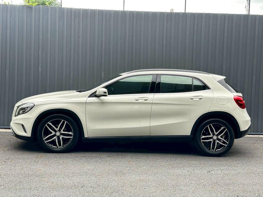 BENZ GLA200 W156 2017 รถหรู ดูแลดีประวัติศูนย์ชัดเจน ราคาถูกสุดในตลาด 6