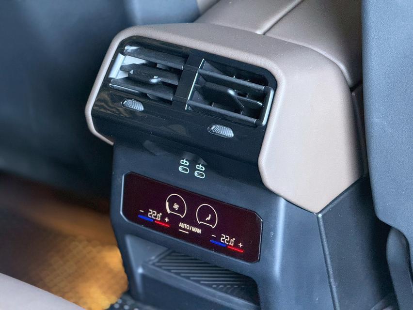 ปี 2023 BMW i5, eDrive40 M SPORT โฉม G60 รูปที่ 15