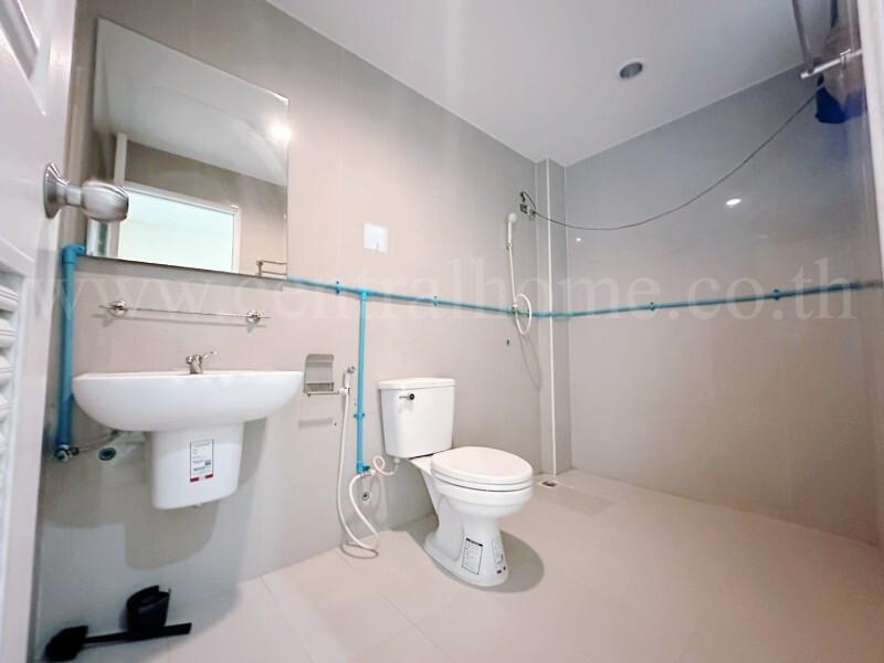 อาคารพาณิชย์ 3.5 ชั้น ทำเลทอง ถนนนวมินทร์ ใกล้ตลาดปัฐวิกรณ์ 20