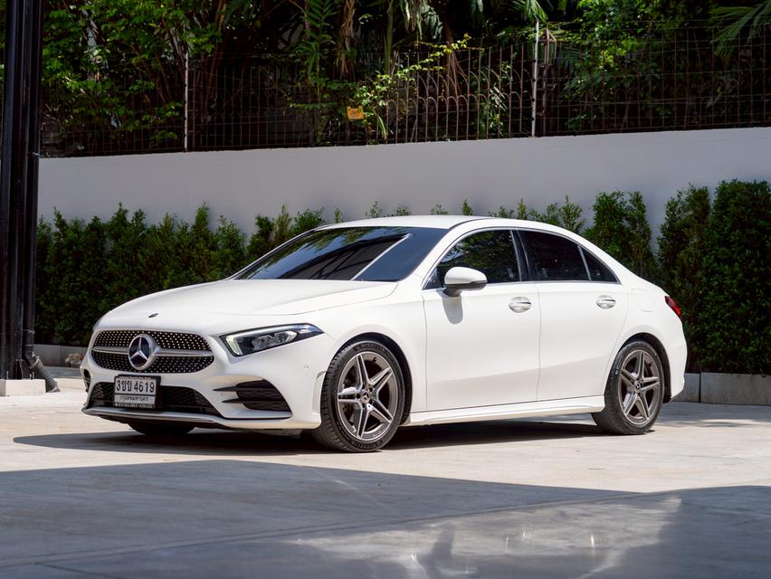 Benz A200 AMG ปี 2021 ไมล์เพียง 46,000 km.