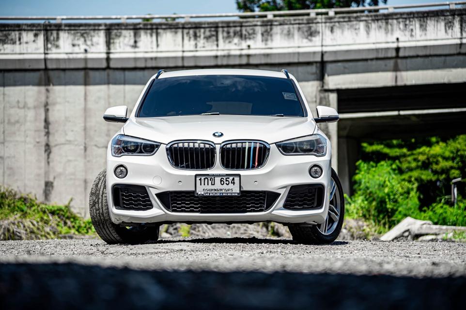 BMW X1 sDrive18d M Sport 2.0 F48 AT 2016  ไมล์ 182,xxx km. !!!ราคา 519,000 บาท รูปที่ 2