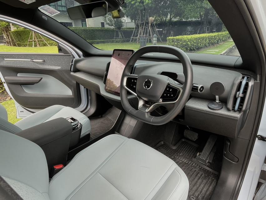 Volvo EX30 Ultra Twin Motor Performance ปี 2024  10