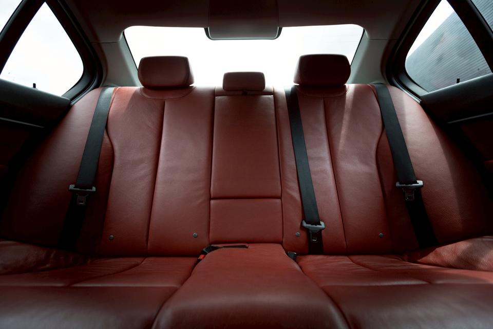 BMW 320d Sport F30 ไมล์ 89,000 กม. โทร.0922639576 เอ๋