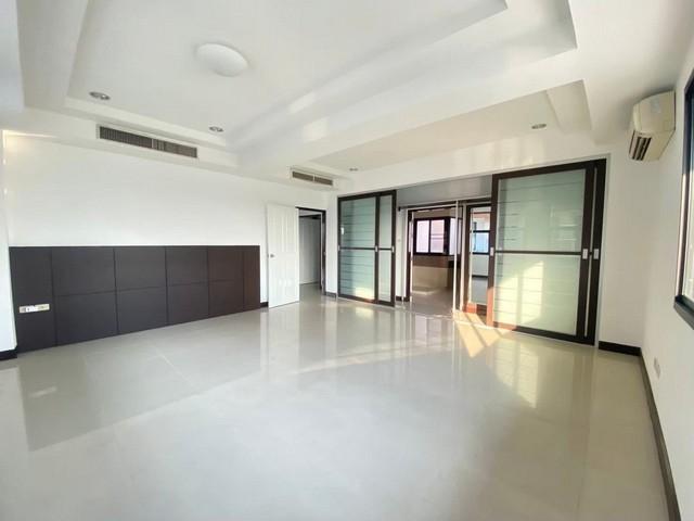 **Home Office550 sq.m.หมู่บ้านรีเจ้นท์รัชดา ซ.สหการประมูล สถานฑูลลาว เหม่งจ๋ายจอดรถ 8 คัน **** 6
