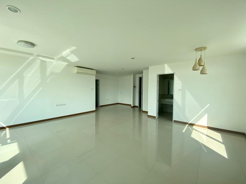 Condo for Sale – 2 Bedrooms, 2 Bathrooms at The Unique @ Nimman 2 1