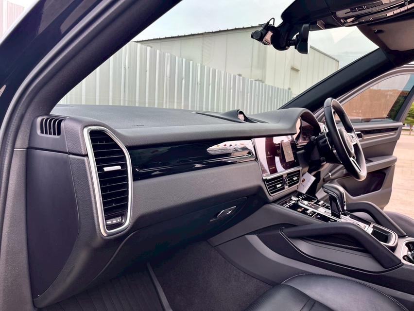 รหัสรถ AP44 Porsche Cayenne E-Hybrid Coupe 2022 14