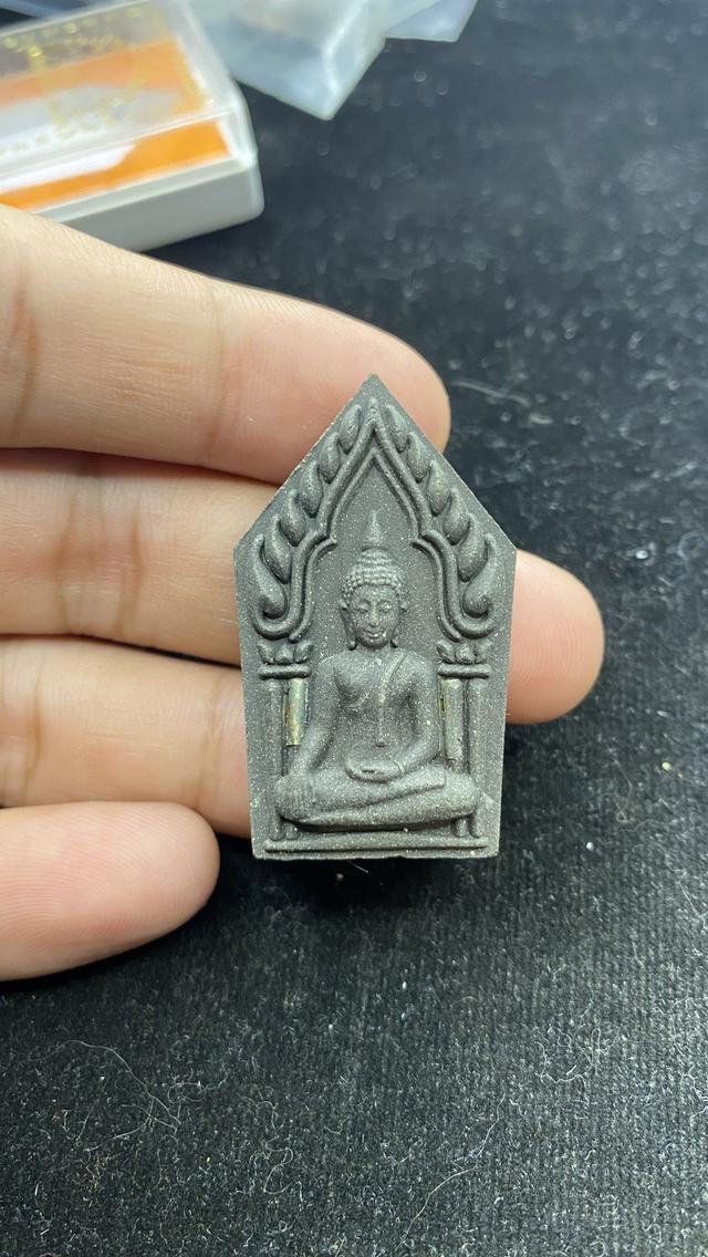 ขุนแผน หลวงปู่หงษ์ พรหมปัญโญ วัดเพชรบุรี(สุสานทุ่งมน) จ.สุรินทร์ รุ่นเสาร์ ๕ เพิ่มทรัพย์ เพิ่มสุข ปี2553