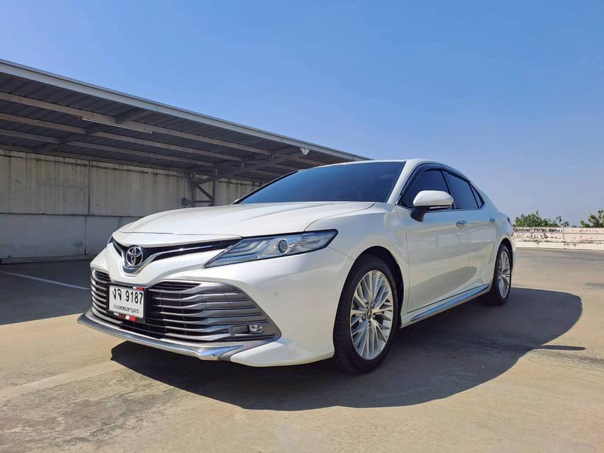 TOYOTA CAMRY, 2.5 G (สีขาว) Topสุด ปี2020 รถบ้านมือเดียวออกห้าป้ายแดง