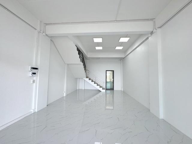 ไลฟ์สไตล์ ราชพฤกษ์ 3กม.ใกล้โรบินสัน ชั้น1 อาคารสำนักงานให้เช่าติดถนน ชัยพฤกษ์ 61ตร.ม. เพียวเพลส ราชพฤกษ์ 1.8 กม. ย่านบาง 2